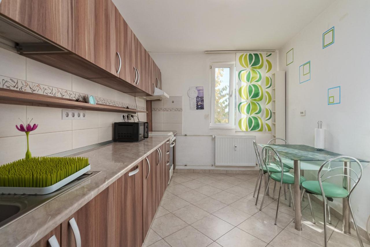 Stone Gate #2 Apartament