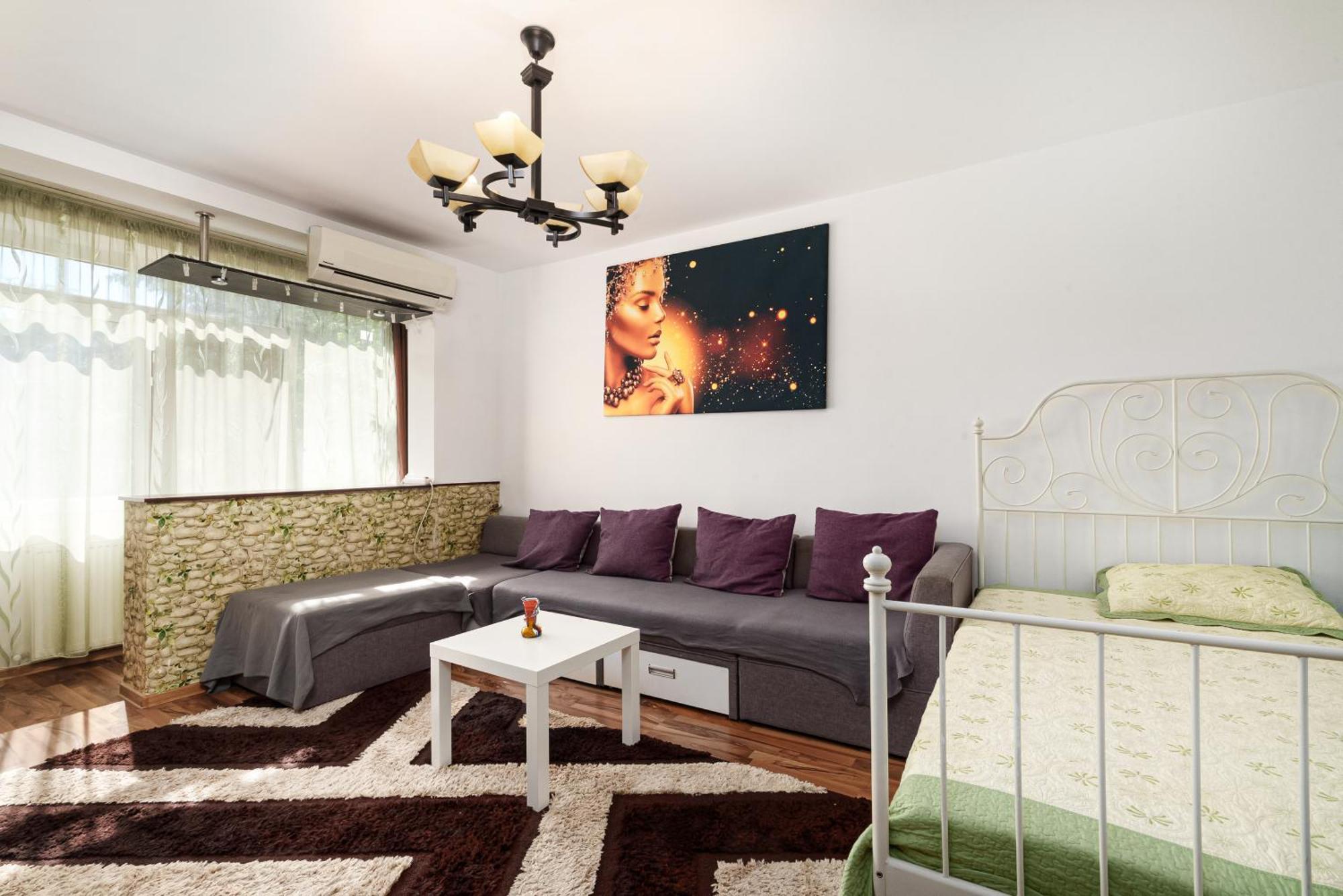 Stone Gate #2 Apartament *